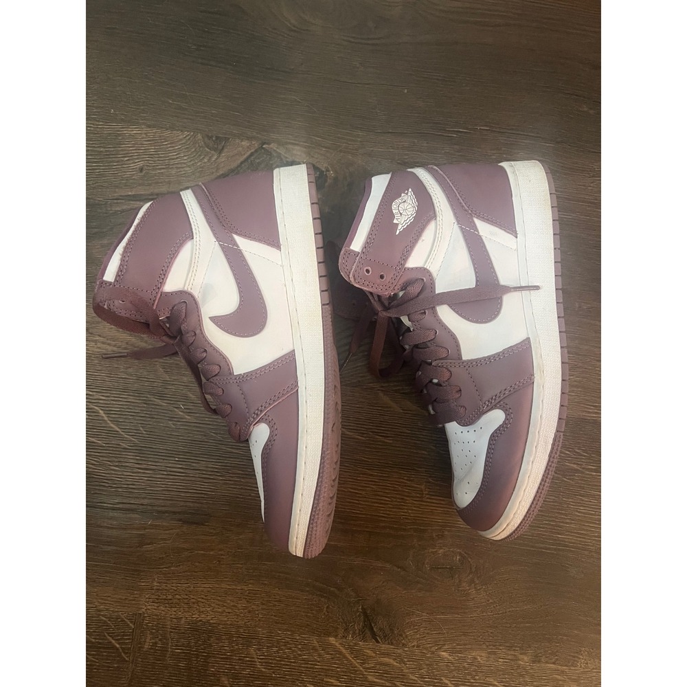 Nike Air Jordan 1 Retro High OG Mauve White FD1437-105 Womens 7.5 - Picture 3 of 6